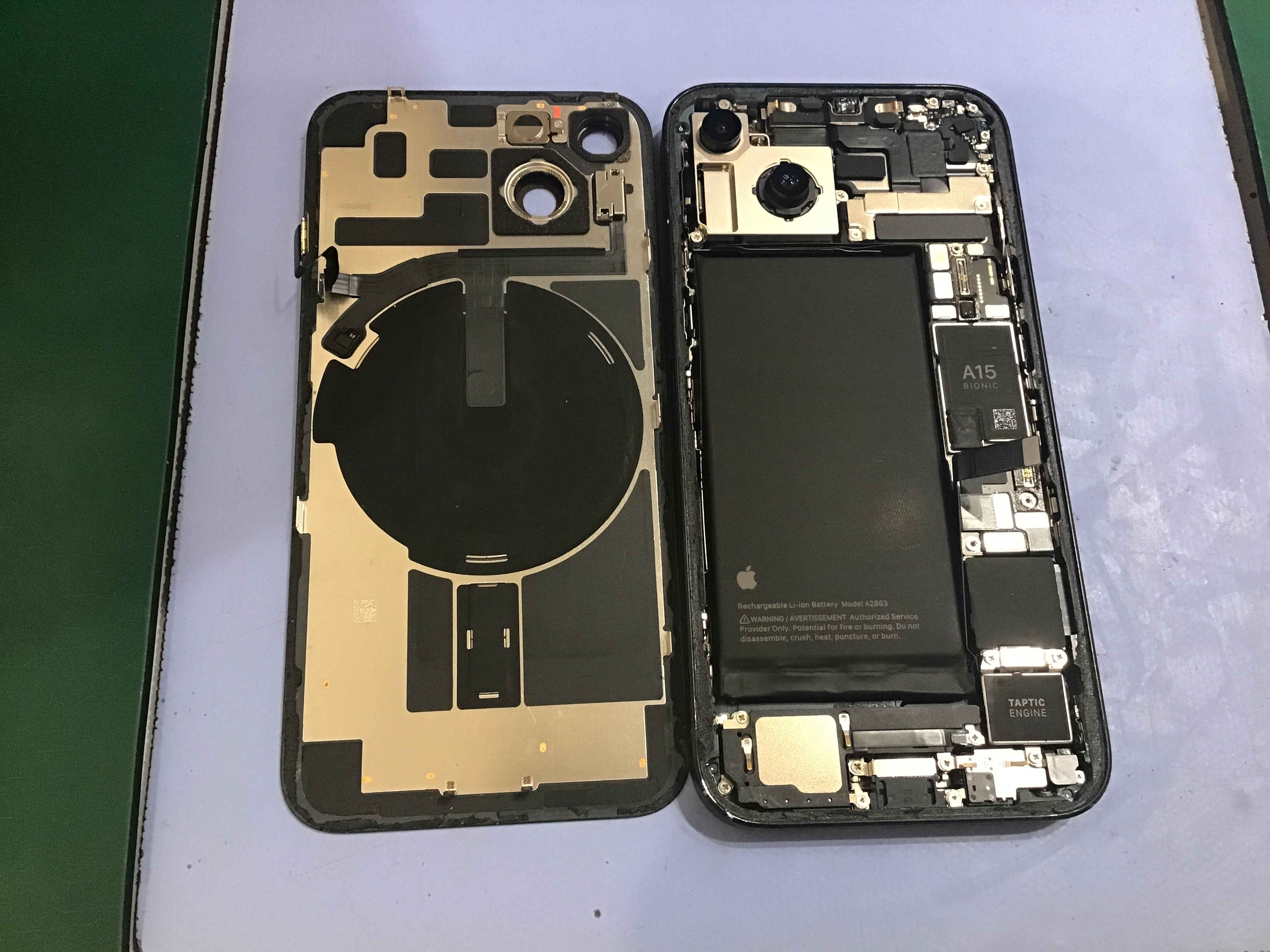 iPhone15のバッテリー交換ならデータそのまま修理可能なスマホ修理工房セレオ甲府店へ！
